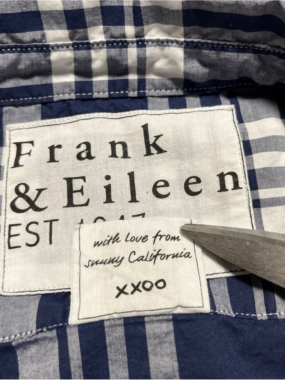 Frank & Eileen Eileen Italian Cotton Shirt Women’s Large Navy Plaid Relaxed EUC - Picture 10 of 11